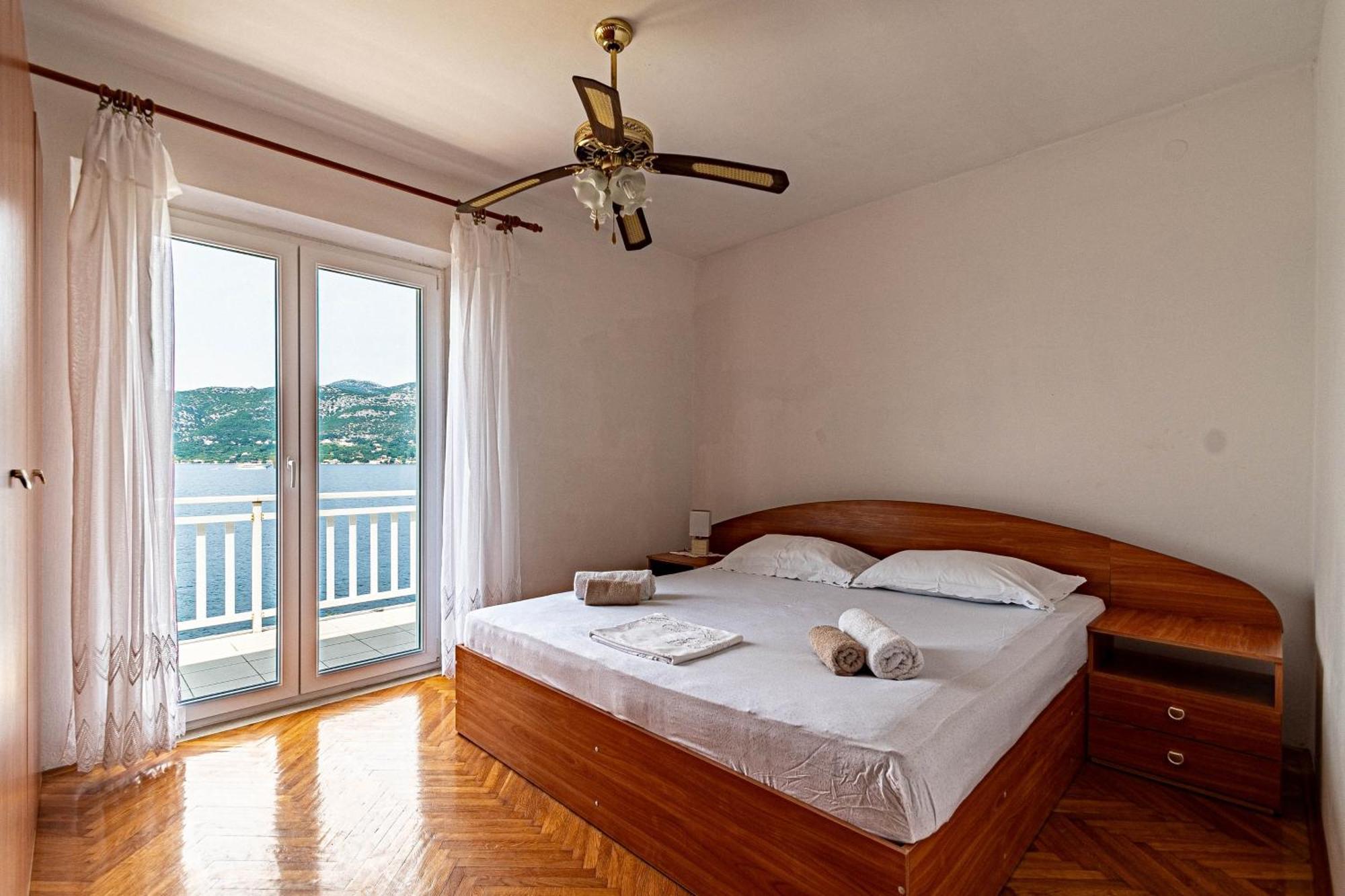Apartments By The Sea Tri Zala, Korcula - 9237 Zrnovo Εξωτερικό φωτογραφία