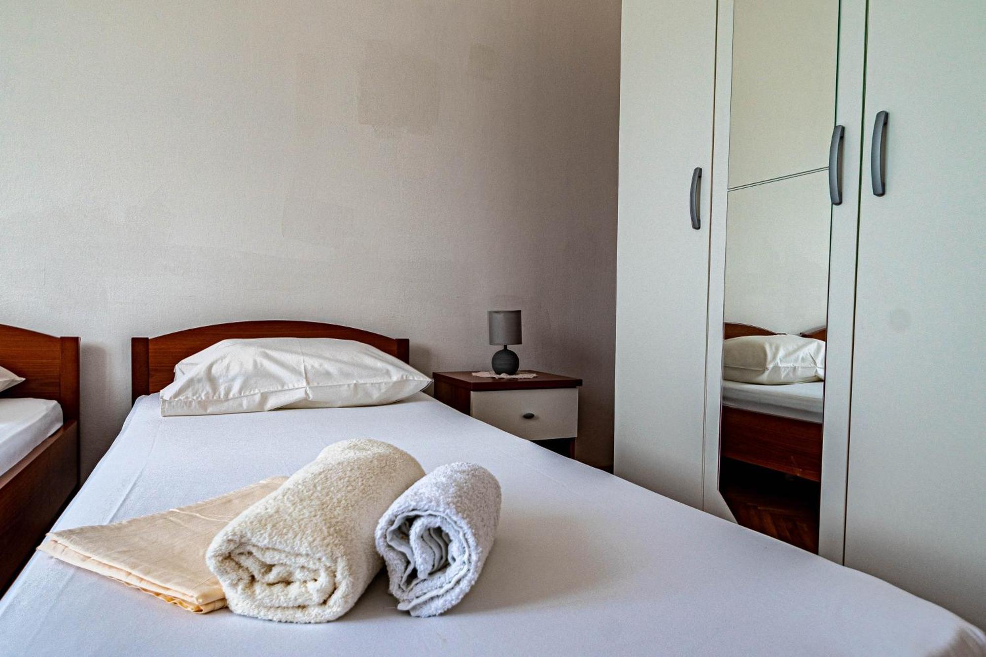 Apartments By The Sea Tri Zala, Korcula - 9237 Zrnovo Δωμάτιο φωτογραφία
